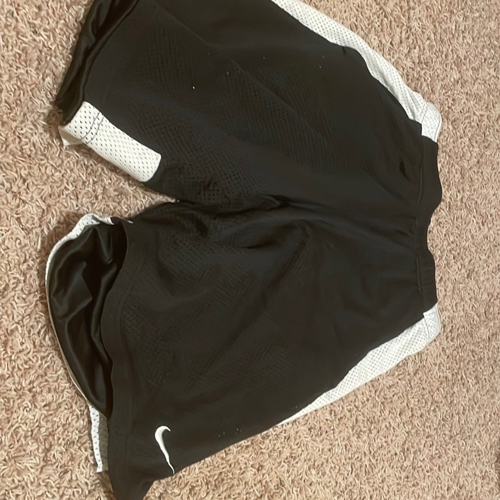Nike small black & white basketball shorts